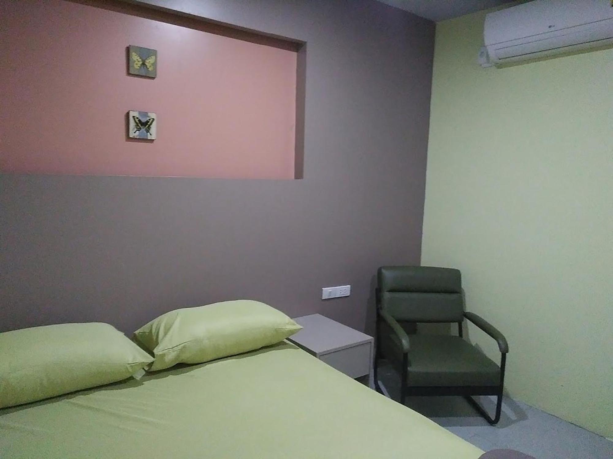 In Phuket House Hotel Kültér fotó