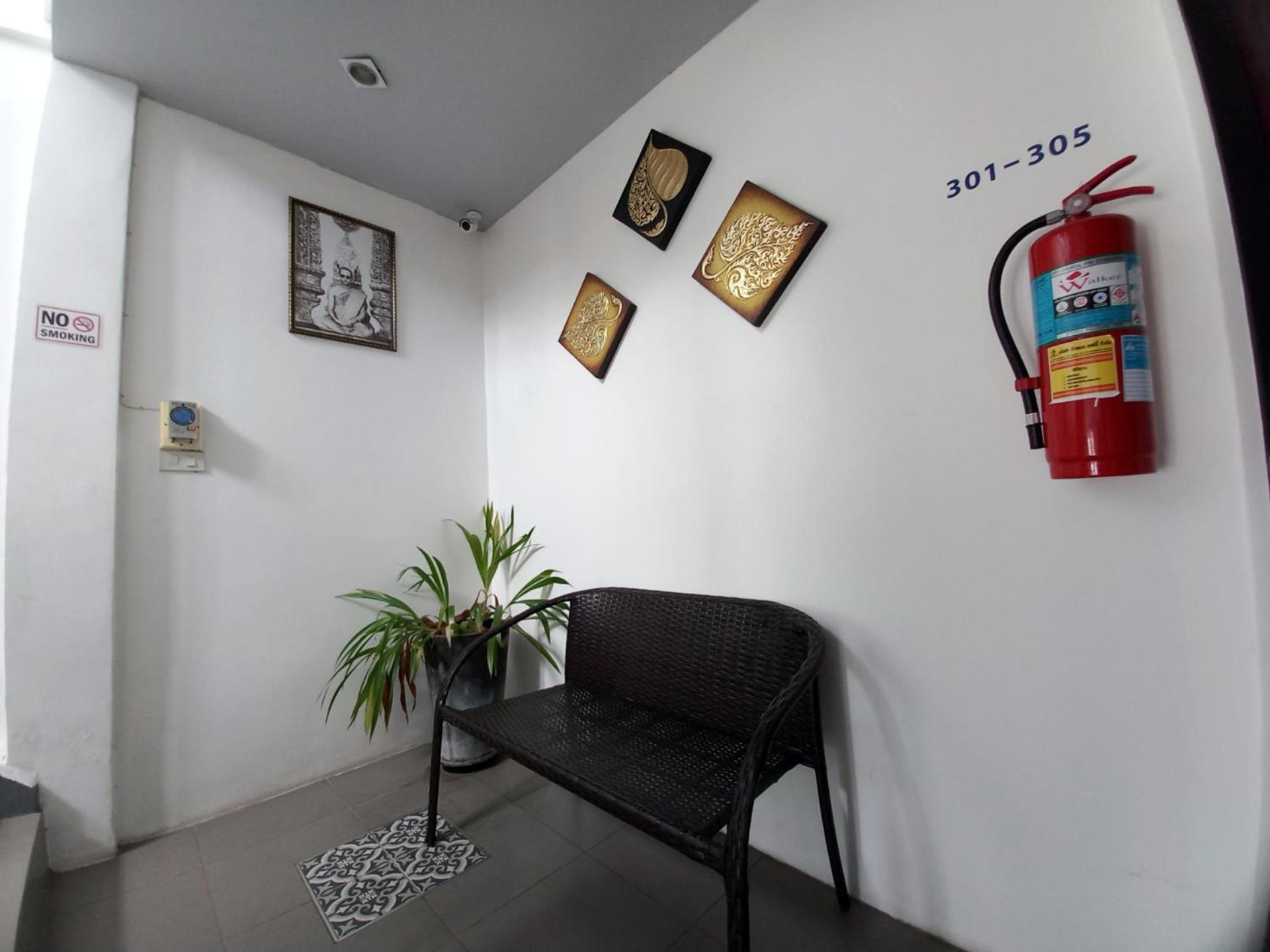 In Phuket House Hotel Kültér fotó