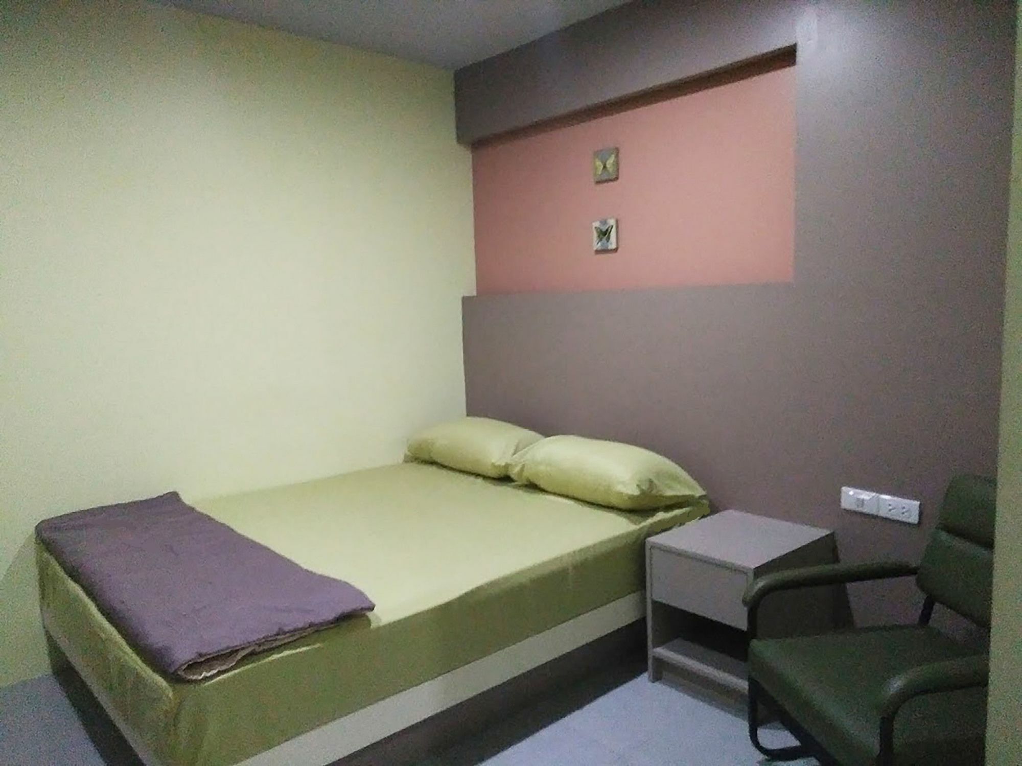 In Phuket House Hotel Kültér fotó